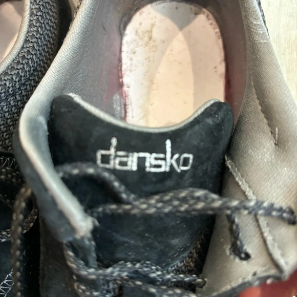 DANSKO Size 39 Paisley Waterproof Slip Resistant Lace Up Leather Sneakers Shoes - Picture 3 of 11